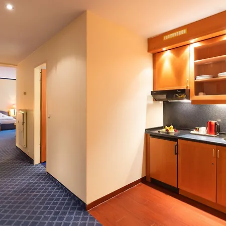 Hotel Plaza Premium Schwerin Sure Collection By Western 4*