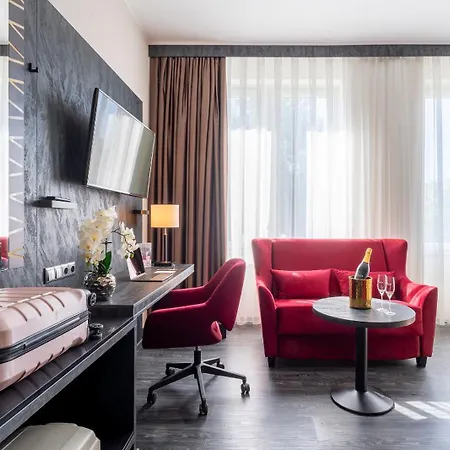 Plaza Schwerin; Sure Collection By Western Hotel 4*