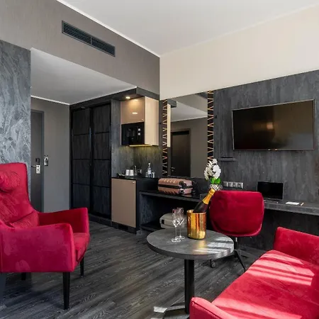 Hotel Plaza Premium Schwerin Sure Collection By Western 4*