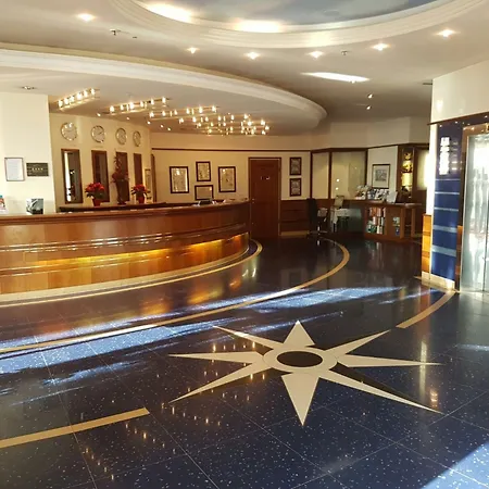 Hotell Plaza Premium 4*