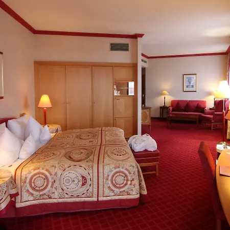 Plaza Schwerin; Sure Collection By Western Hotel Schwerin (Mecklenburg-Vorpommern)