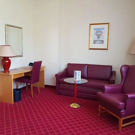Hotel Plaza Schwerin; Sure Collection By Western 4*